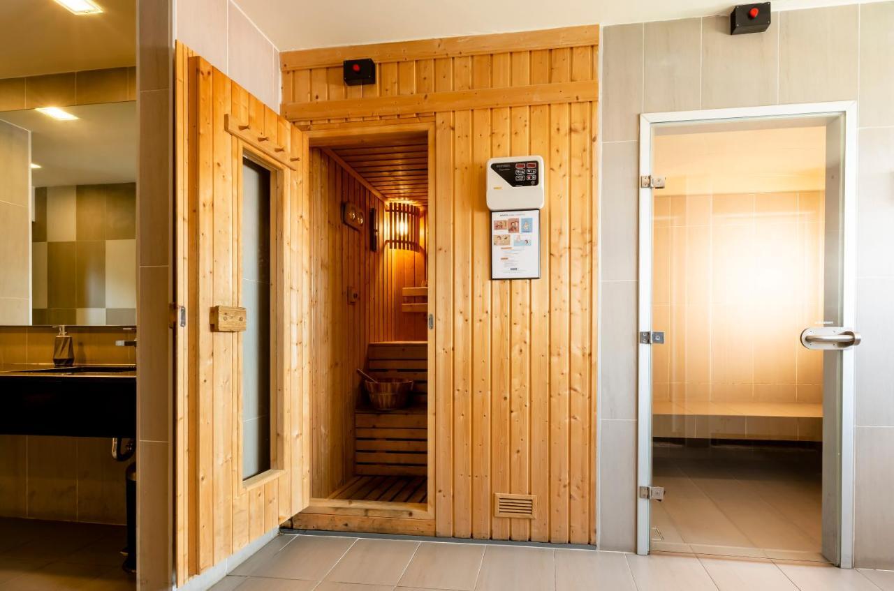 Anta Residence "Self-Sevice Apartment" Чиангмай Экстерьер фото